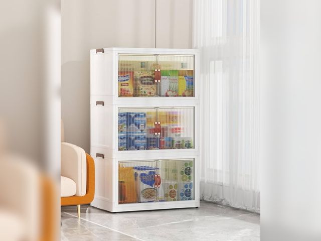 Lot 96-176808 - Storage Bins with Lids, 16 gallon Collapsible Plastic Storage Bins, Folding Storage Boxes with Doors...