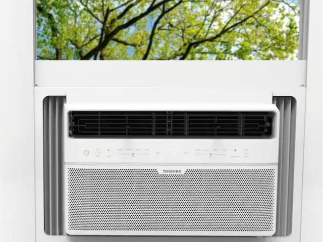Lot 96-163455 - Toshiba
18,000 BTU 208/230 Volt Smart Wi-Fi Touch Control Window Air Conditioner with Remote for upt...