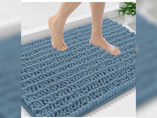 Lot 96-170376 - Chennile Bath Rug, dimensions unknown unused