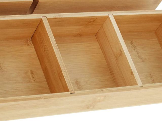 Lot 96-190990 - Appears to be a 3pk organizer 
New