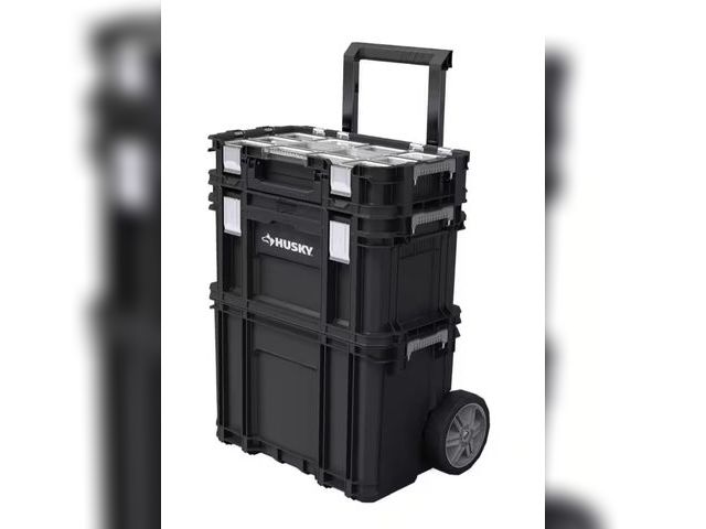 Lot 96-182118 - Husky 22 in. Connect Rolling System Tool Box New