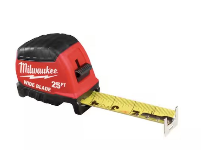 Lot 96-222187 - Milwaukee 25 ft. Wide Blade Tape Measure With 18 ft. Reach New