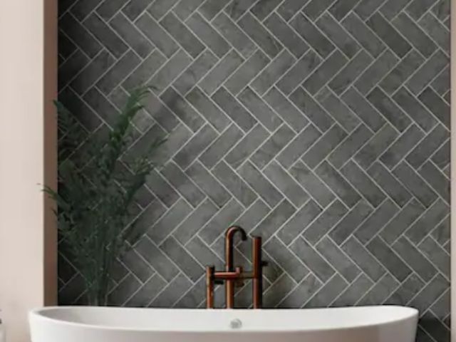 Lot 96-174753 - Approximately 38.5 ft² MSI 
Montauk Blue Slate Subway Tile 4 in. x 12 in., Floor and Wall New 8 Boxe...