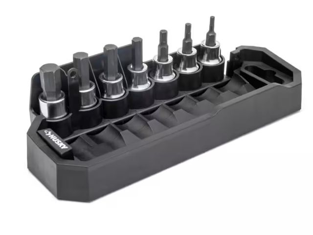 Lot 96-164636 - Husky
Bite 3/8 in. Drive SAE Bit Socket Set (7-Piece) Missing one piece Unused