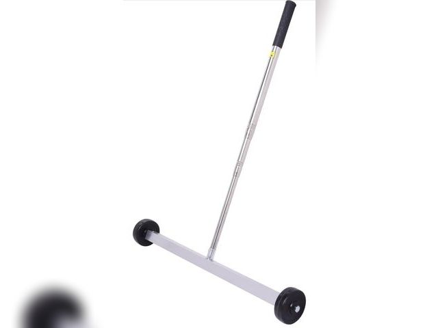 Lot 96-176794 - 15-Inch Rolling Magnetic Sweeper for Nail Pickup with Telescoping Handle and Wheels, Yard Magnet Too...