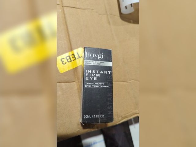 Lot 96-177997 - COSINGKIN Instant Temporary Eye Tightener : Instant eye cream Reduces UnderEye Bags, Dark Circles &a...