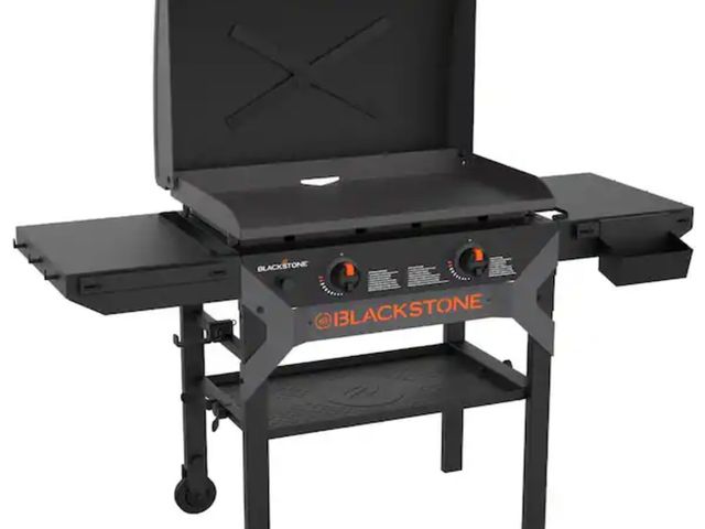 Lot 96-165958 - Blackstone
2-Burner Propane Outdoor Griddle with Hood in Black
New 
Msrp $391.58