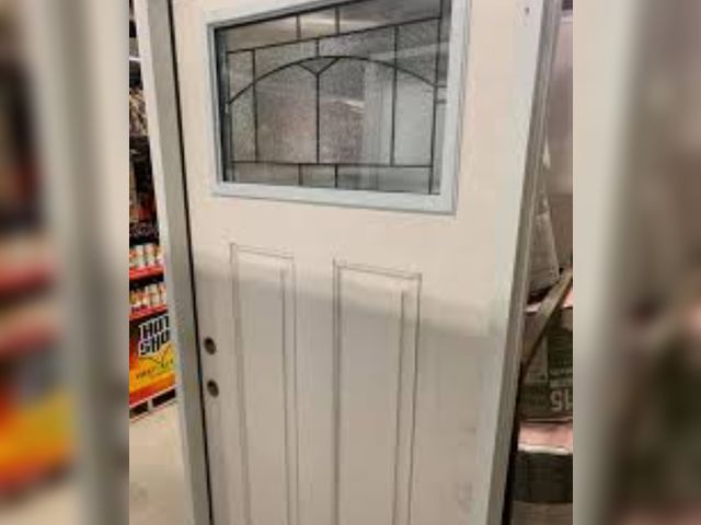 Lot 96-173447 - JELD-WEN 32 in. x 80 in. 1/2 Lite Primed Steel Prehung Left-Hand Inswing Entry Door with Brickmould
...