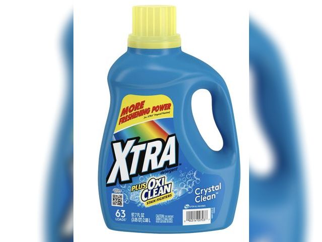 Lot 96-200240 - XTRA Plus OxiClean Crystal Clean, 63 Loads Liquid Laundry Detergent, 97.7 Fl oz New