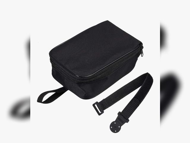 Lot 96-192963 - Small Camera Carrying Bag 
New