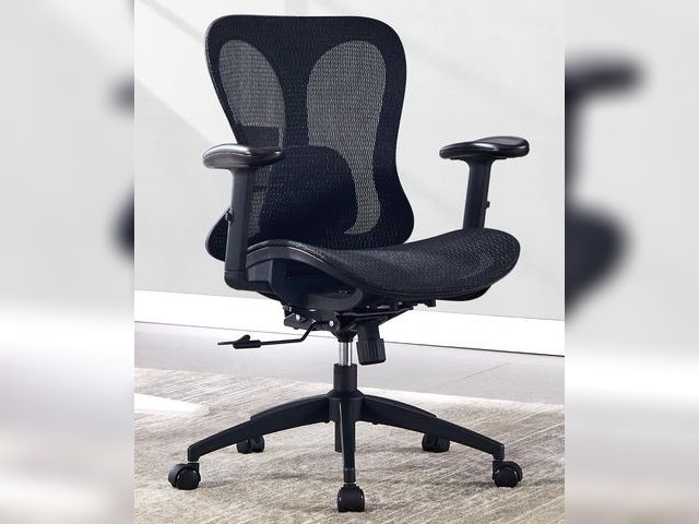 Lot 96-177789 - Office Chair, may vary slightly from stock photo. Appears unused, possible pieces missing