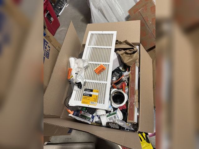 Lot 96-211946 - Large Mixed Box of Home Depot Items