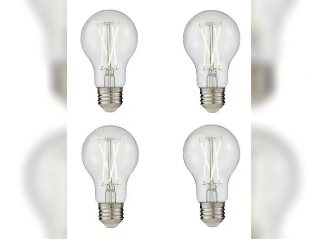 Lot 96-222135 - EcoSmart
60-Watt Equivalent A19 Dimmable Edison LED Light Bulb True White (4-Pack)
New