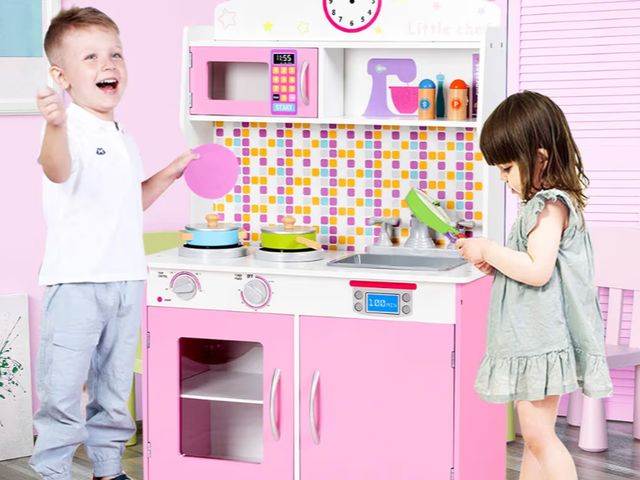 Lot 96-197640 - Costzon Kids Kitchen Playset, Wooden Pretend Chef Cooking Toy Kitchen with Realistic Sound, Microwav...