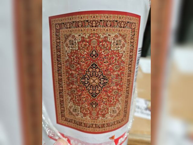 Lot 96-189040 - Homeline Ottomanson Area Rug 
5' x 6-6"
New