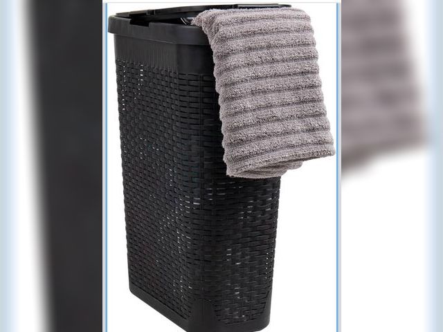 Lot 96-188069 - Mind Reader Slim Laundry Hamper with Lid, 40L Clothes Basket, Premium Wicker Design, Plastic, Black
...