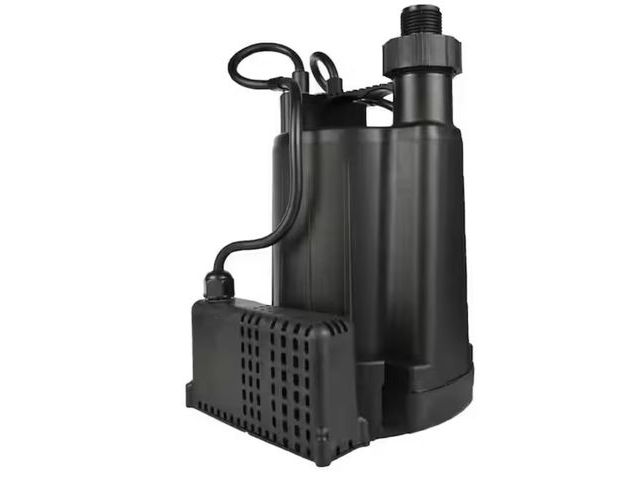 Lot 96-162226 - Everbilt
1/3 HP Automatic Utility Pump

New , open box 

MSRP $140