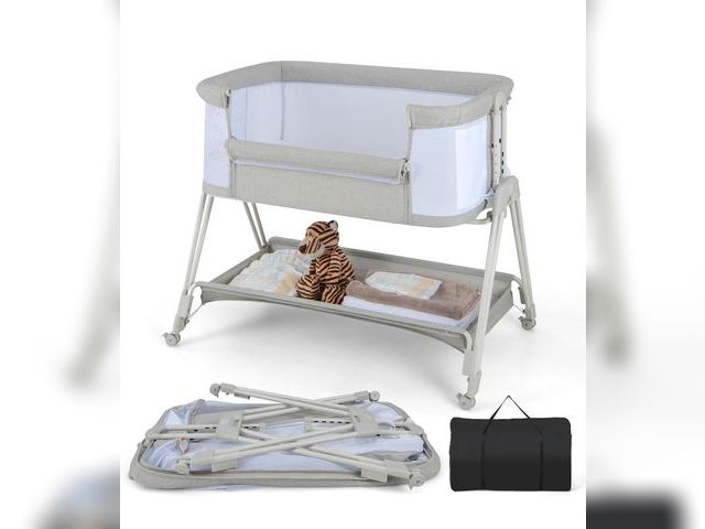Lot 96-192984 - HONEY JOY Baby Bassinet, Folding Portable Bassinet with Comfy Mattress &amp; Storage Basket, 7-Level...