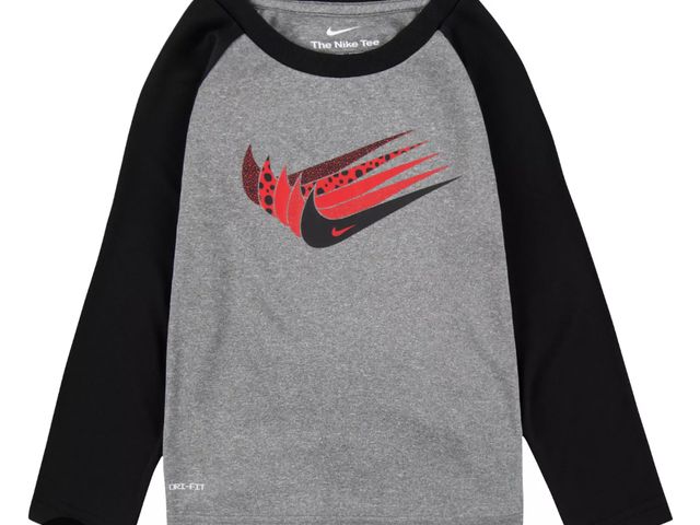 Lot 96-179031 - Boys Nike Dri-FIT Swoosh Repeat Raglan Graphic Tee, Size 6(M) New