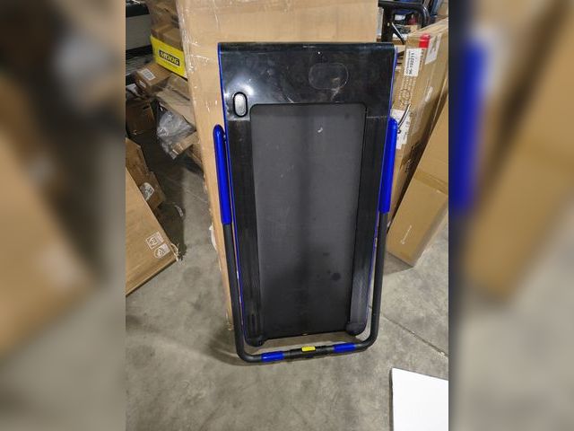 Lot 96-192216 - Costway 2-in-1 Folding Treadmill 2.25HP Jogging Machine w/ Dual LED Display Blue
Used Untested 
Crac...