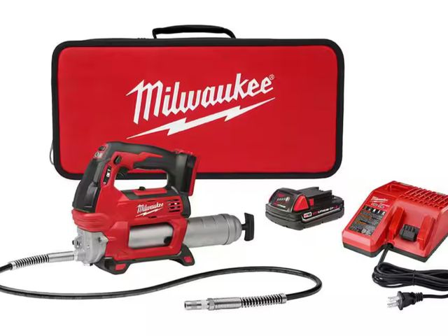 Lot 96-162045 - Milwaukee
M18 18V Lithium-Ion Cordless Grease Gun 2-Speed with (1) 1.5Ah Batteries, Charger, Tool Ba...