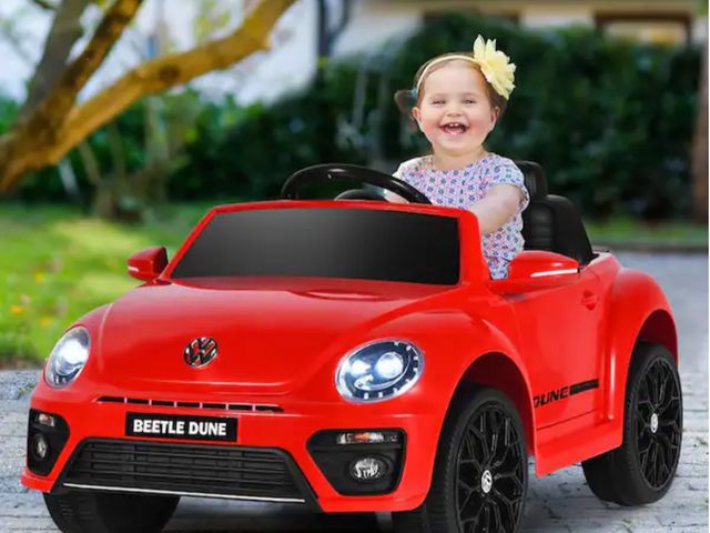 Lot 96-197412 - 12-Volt Kids Ride On Car Licensed Volkswagen Beetle with Remote Control and Music Red Used, untested