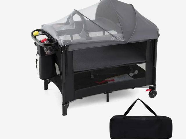 Lot 96-192300 - Foldable Baby Bassinet with 4 Adjustable Heights Changing Table and Mattress MSRP $115 New