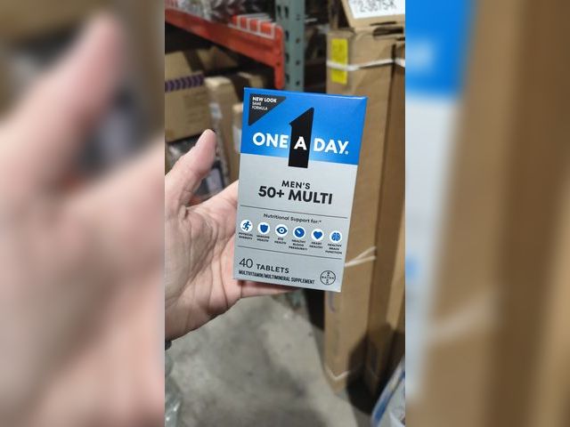 Lot 96-200517 - One A Day Men's 50+ Healthy Advantage Multivitamin
New 
Expires 2/2027