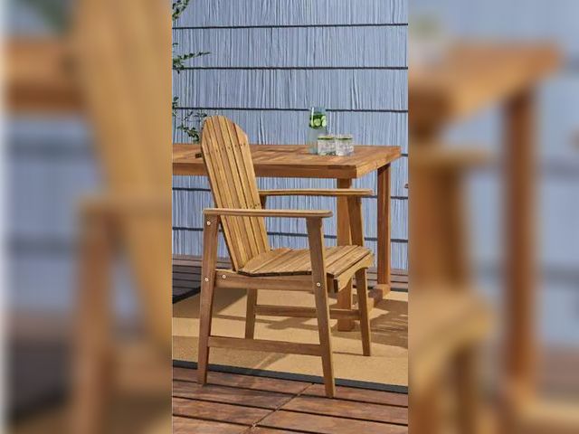 Lot 96-162152 - Noble House
Malibu Natural Solid Wood Outdoor Patio Dining Chair
New