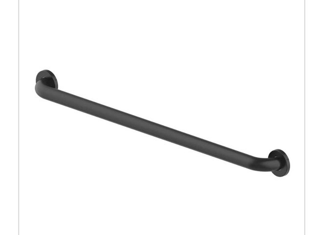 Lot 96-162527 - Glacier Bay 18 in. x 1-1/2 in. Concealed Screw ADA Compliant Grab Bar in Matte Black New