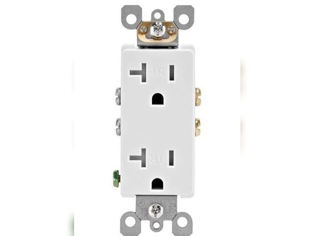 Lot 96-163648 - Leviton
Decora 20 Amp 125 V Tamper
Resistant Duplex Outlet/ Receptacle, White (10-Pack) T5825-WMP

N...