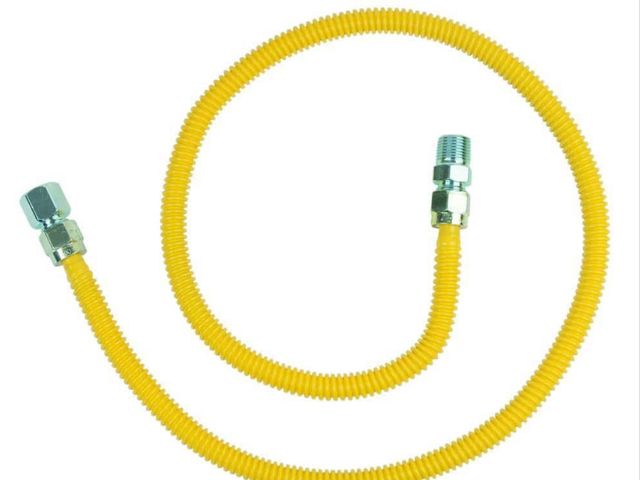 Lot 96-164571 - BrassCraft ProCoat 1/2 in. FIP x 1/2 in. MIP x 48 in. Stainless Steel Gas Connector 1/2 in. O.D. (60...