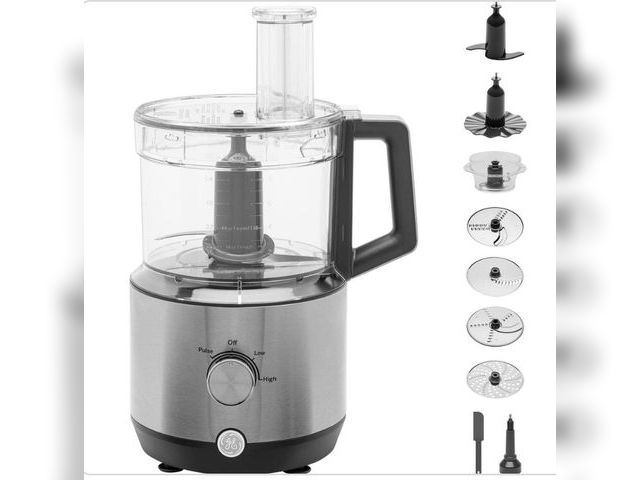 Lot 96-198036 - GE
12-Cup Stainless Steel Food Processor with 3 Variable
Speeds
New
MSRP $200.00