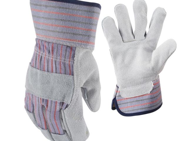 Lot 96-163108 - FIRM GRIP Blue Suede Cowhide Leather and Denim Large Work Gloves Unused some dirt from warehouse