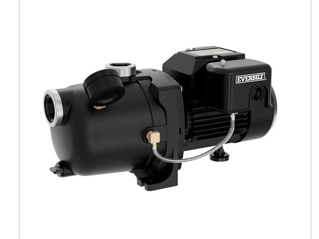 Lot 96-145753 - Everbilt 3/4 HP Shallow Well Jet Pump New MSRP $179.99