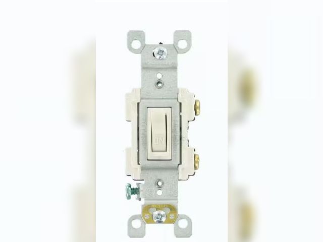 Lot 96-166928 - Leviton
15 Amp Preferred Switch, White (10-Pack)

New