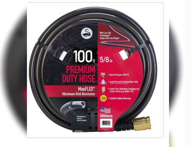 Lot 96-191389 - Swan Maximum FLEX 5/8 in. x 100 ft. Premium Duty Garden Hose New, has dust from warehouse