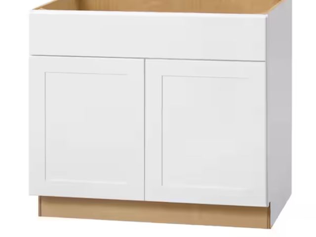 Lot 96-155127 - Hampton Bay
Avondale 36 in. W x 24 in. D x 34.5 in. H Ready to Assemble Plywood Shaker Sink Base Kit...
