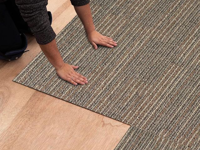 Lot 96-177332 - 24 inch x 24 inch Carpet Tiles upholstered Non-Slip Carpet Squares Reusable Easy to Install Indoor a...