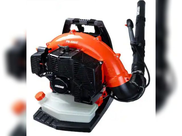 Lot 96-210931 - ECHO
216 MPH 517 CFM 58.2cc Gas 2-Stroke Backpack Leaf Blower with Tube Throttle
Open box 
Appears U...
