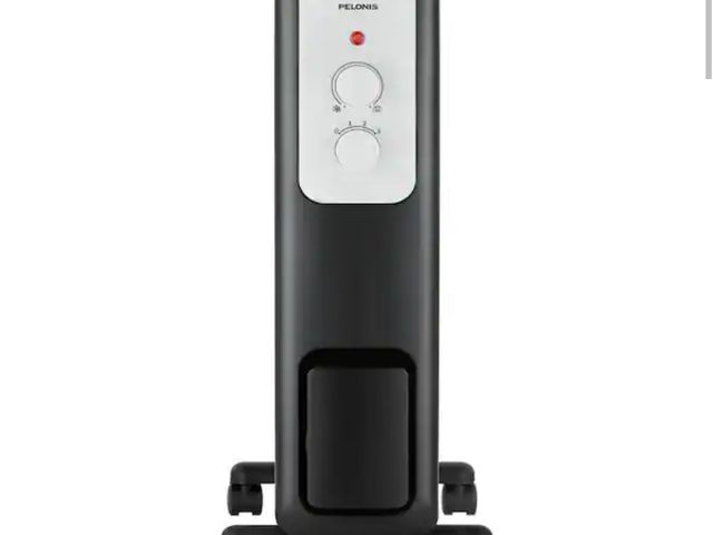 Lot 96-211322 - Pelonis 1,500-Watt Oil-Filled Radiant Electric Space Heater with Thermostat lightly used untested