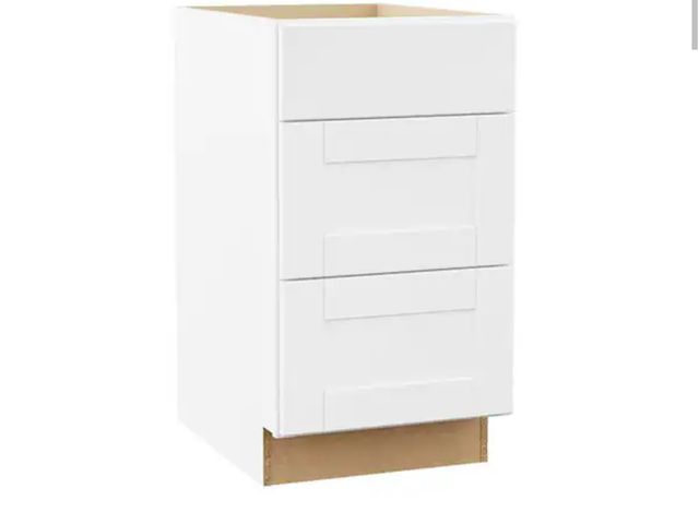 Lot 96-226263 - Hampton Bay Shaker 18 in. W x 24 in. D x 34.5 in. H Assembled 3 Drawer Base Kitchen Cabinet in Satin...
