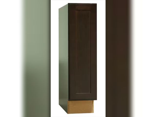 Lot 96-183179 - Slightly damaged back side 
Hampton Bay
Shaker 9 in. W x 24 in. D x 34.5 in. H Assembled Base Cabine...