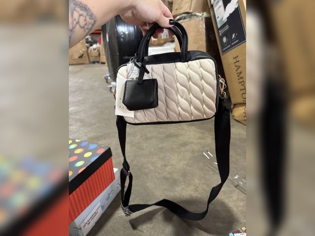 Lot 96-166335 - A New Day Crossbody Purse
New