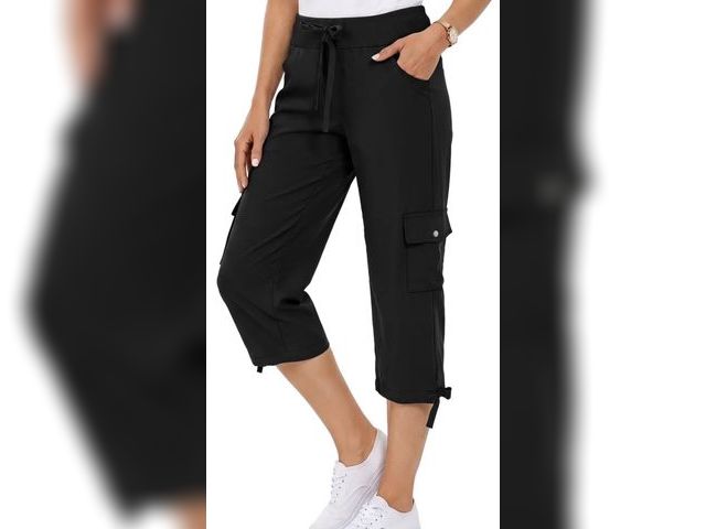 Lot 96-232779 - Rosvigor Womens Cargo Capris Lightweight Hiking Pants Outdoor Athletic Quick Dry Travel Pants with P...