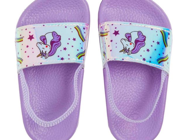 Lot 96-164122 - Unicorn toddler slides size 5/6
New
