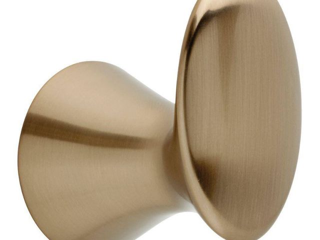 Lot 96-163818 - Delta Lahara Wall Mount Knob Towel
Hook Bath Hardware Accessory in Champagne Bronze

New