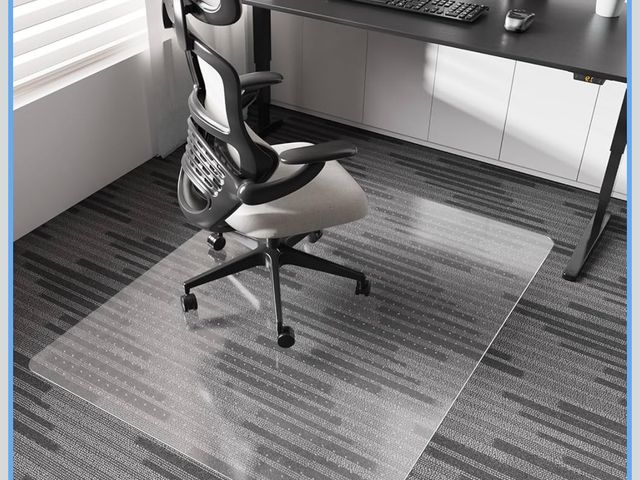 Lot 96-190332 - Chair Mat for Carpet, 36" x 48" Desk Chair Mat for Carpeted Floors, Non-Slip Office Vinyl Mat for Ca...