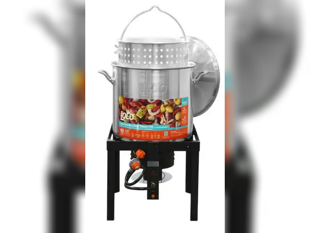 Lot 96-232439 - LOCO 60 qt. SureSpark Crawfish Boiler with Basket and Stand New  Msrp $169.73