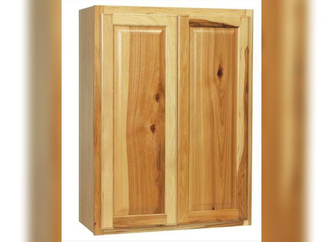 Lot 96-189001 - Hampton Bay
Hampton 27 in. W x 12 in. D x 36 in. H Assembled Wall Cabinet in Natural Hickory
New
MSR...